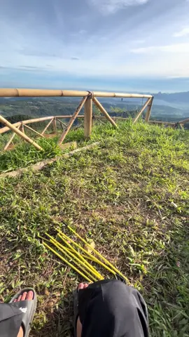 biar gk setres bawa ke tempat alam aja#gunungpancaniti #fyp#gunungbatu 