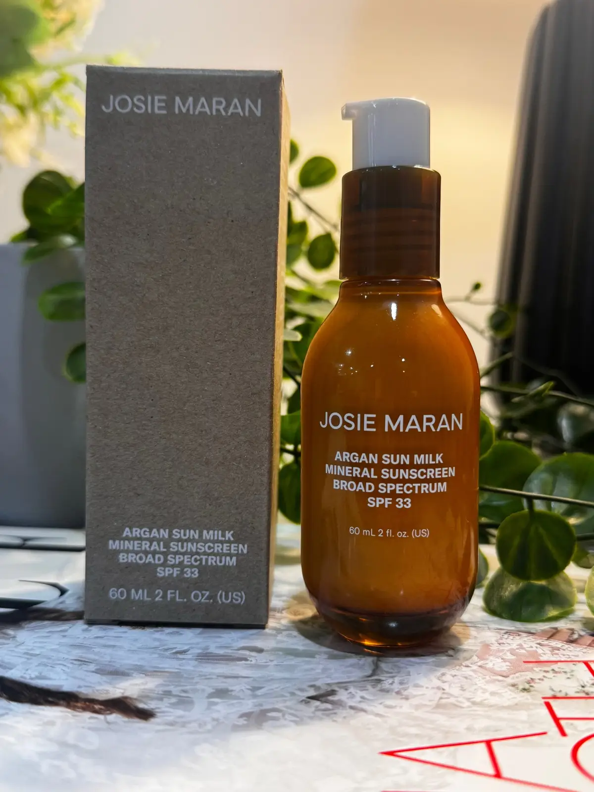 Super impressed with this glow-boosting SPF 🌞💧 Lightweight, hydrating, no white cast, and smells so good — skincare + sun protection in one! ✨💛  @influenster @Josie Maran #complimentary #JosieMaran #SunMilkSPF33 #GlowySkin