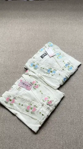 Nyari atasan yg bisa buat acara apapun 😍 #ootdlebaran #lebaran2026 #outfitlebaran #outfitideas #fyp 