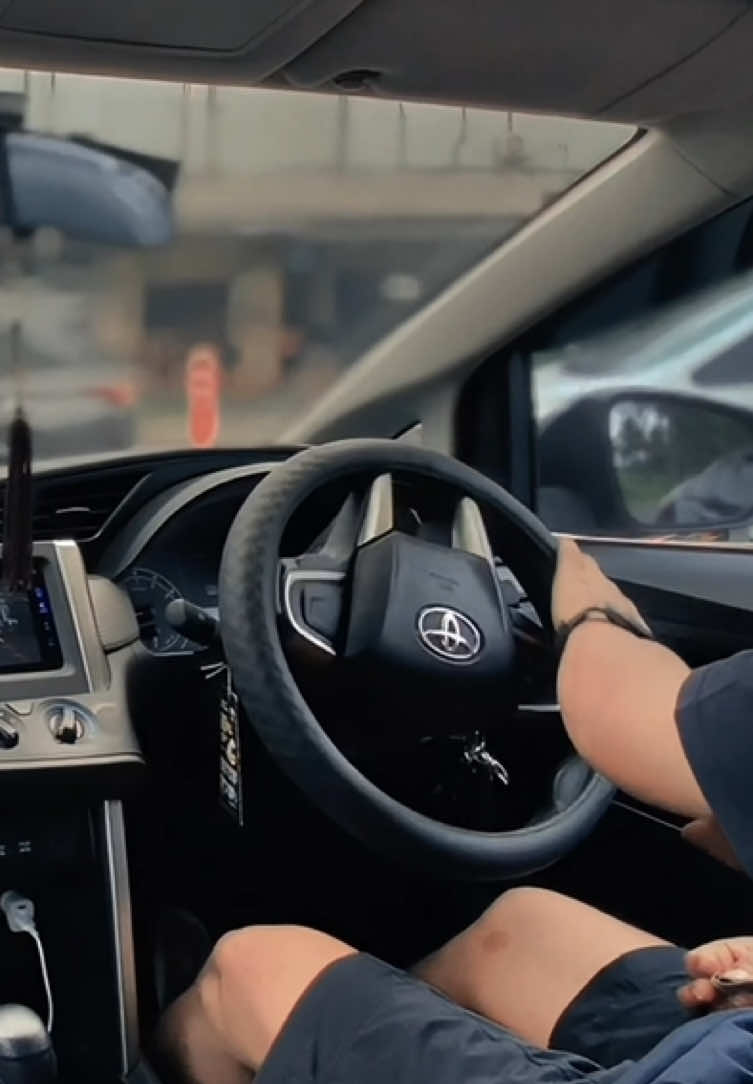 Kalo capek cuti apa resign ? #nyetirmobil #nyetirsendiri #hatihatidijalan #fyp 