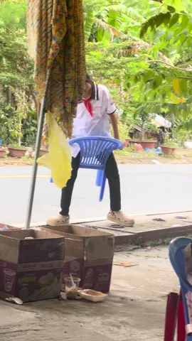 Khỉ ở vùng núi xuống 🥵🥵