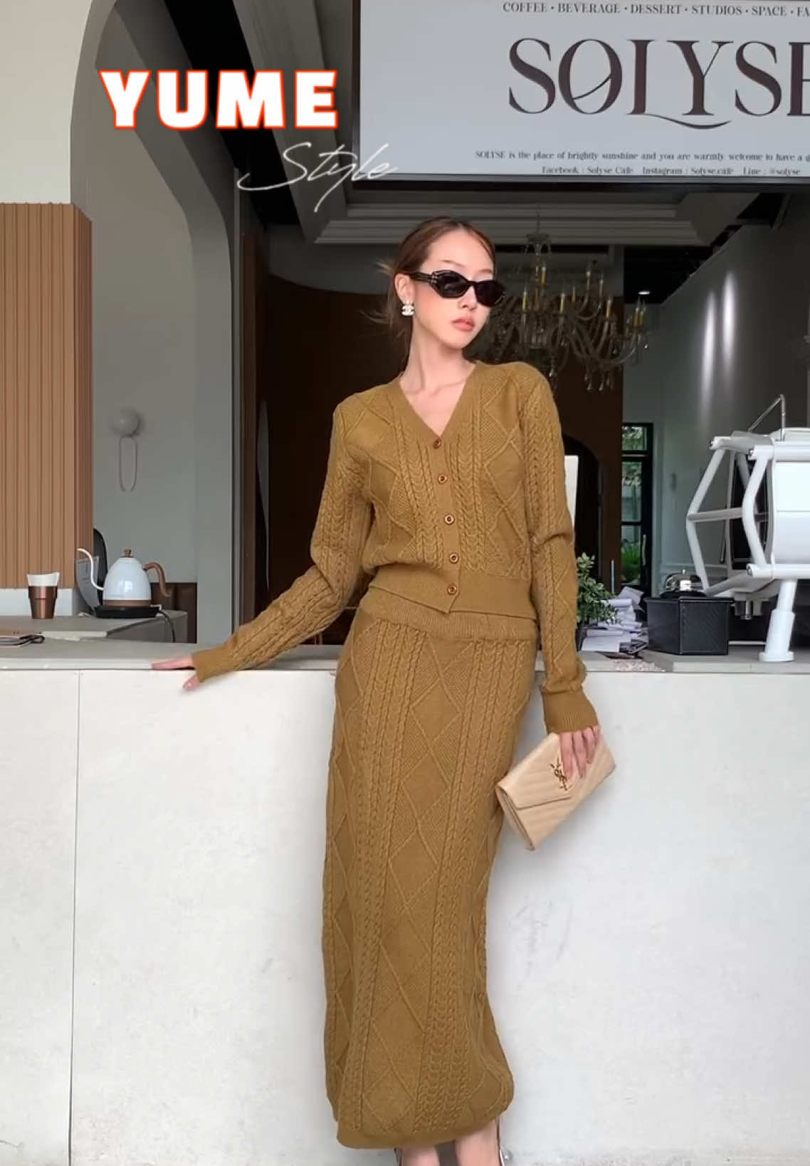 Hôm nay mang gì 🤎 #phoidoxinh #vayxinhmoingay #thoitrangnu #vayxinh #yumestyle #fyp #outfit #outfitideas 