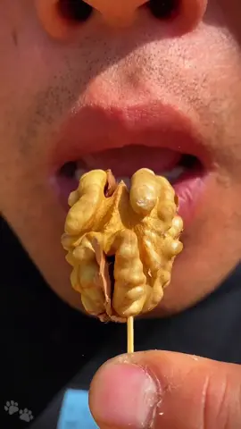 Our raw walnut are clean, big and fresh! Also it is easy to crack, convenient to carry as daily healthy snacks. #walnuts #healthyeating #naturalsnacks #Love #loveyou 