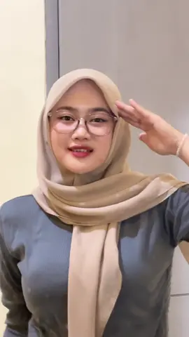 kpn lagi kacamata cuma 13k😭