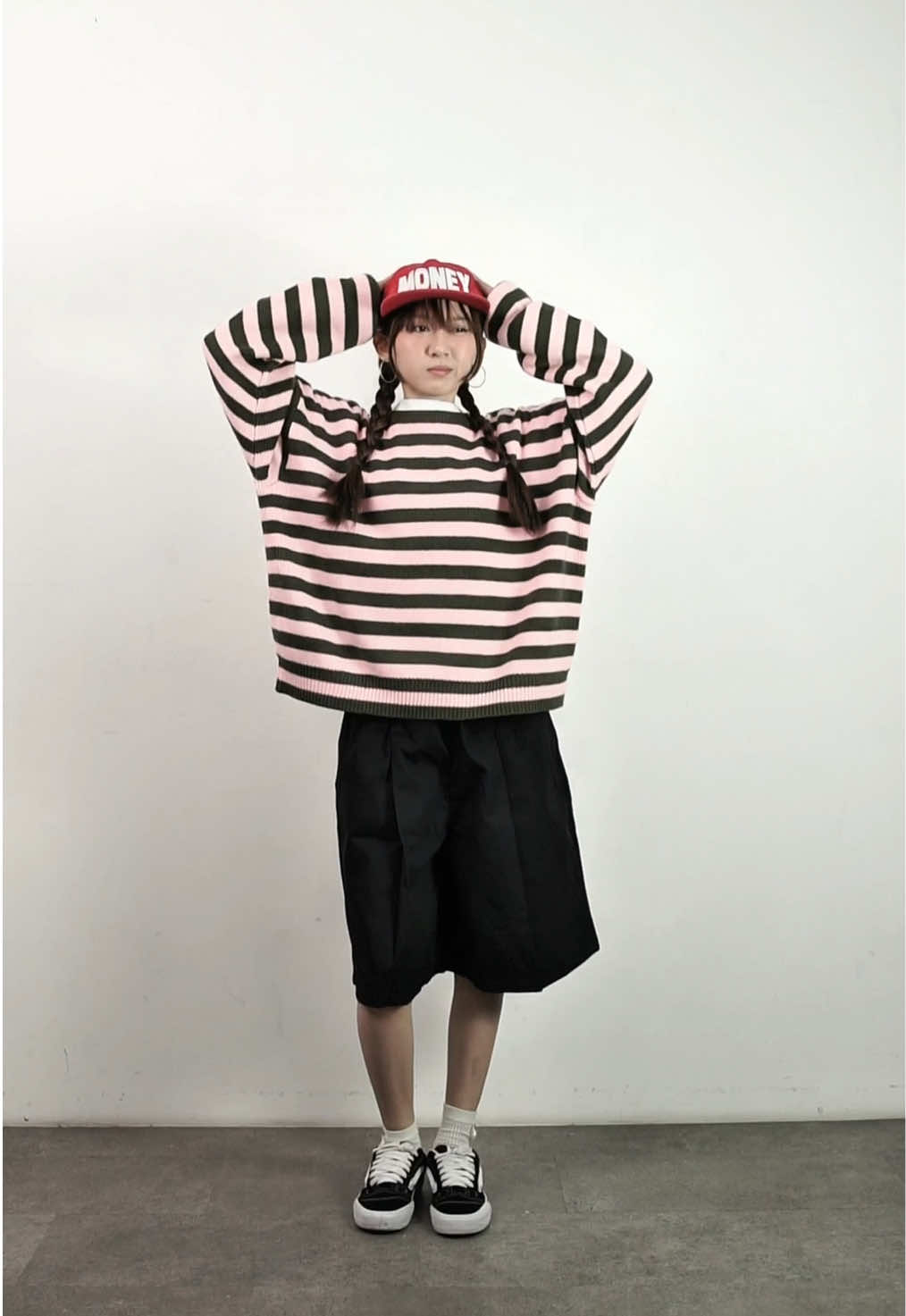 Same fabric, different vibe🙆🏻‍♀️ #moneyalter #moneyalteressentials #fyp #outfitideas #baggypants 