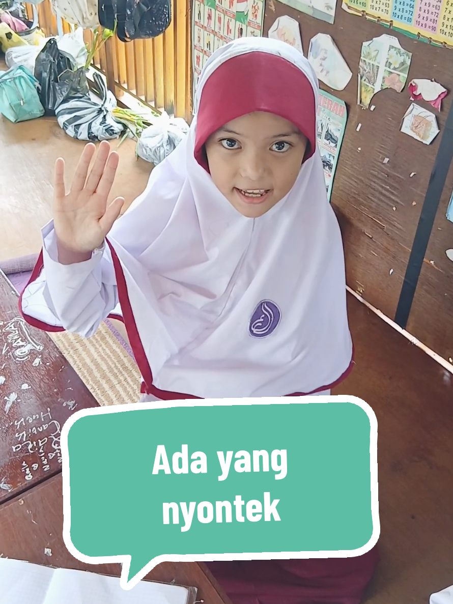 Ketika ada siswa yang nyontek #fyp #guru #siswa #viral #trending 