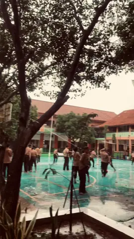 —hujan smpn 1 ciktim