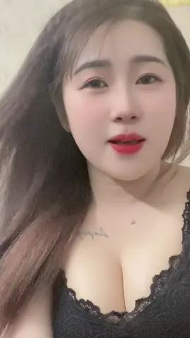 Bài hát thôi ở ngoài co ong nội nào làm quen đâu Kakka@Trang nail xinh @AnhLan93_