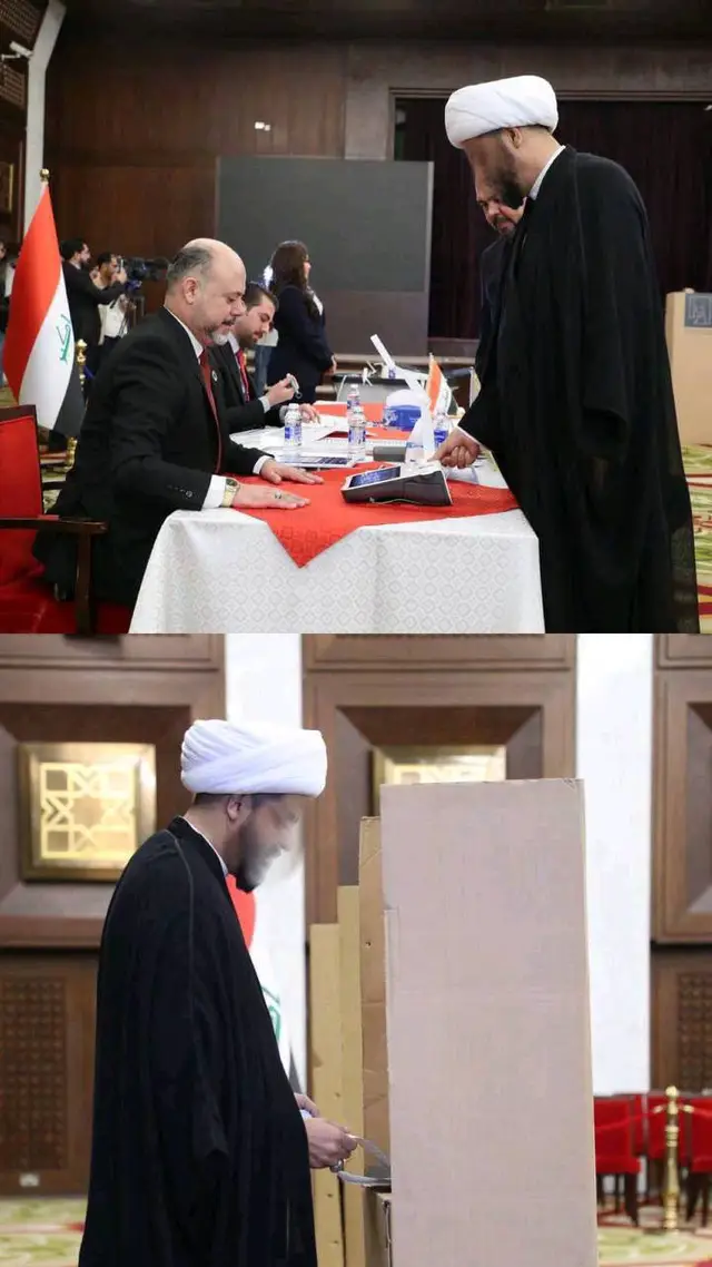 سماحة الشيخ الأمين يدلي بصوته في الانتخابات مؤكّدًا أن يوم الانتخابات يمثل يومًا جديدًا في تاريخ العراق بما يحمله من تطلع نحو مرحلة جديدة من الإصلاح والبناء . ‎ #٢٠٢_حركة_الصادقون  #مشاركون_بأمر_المرجعية  #عراق_قوي  #حركة_صادقون  #صادقون  #رجال_الميدان  #سأنتخب_الصادقون  #رجل_المواقف  #بماء_الذهب  #عراق_قوي  #الصادقون_صادقون 