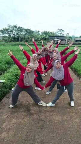 @Merrona' Besty 😊