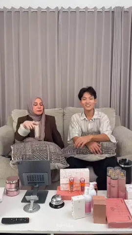 belum diridhoin aja klean menggatalnya ugal-ugalan banget, apalagi sekarang ya udah dikasih ridho , makin ugal-ugalan lah klean semua 😆 #aadaehoon #daehoon #nadaehoon #live #aftermyskin 