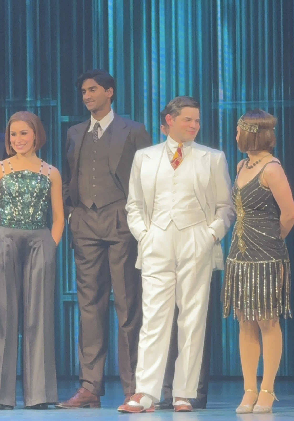 Welcome back to @The Great Gatsby Musical Jeremy Jordan! 🥳 #fyp #jeremyjordan #musical #broadway #thegreatgatsby 