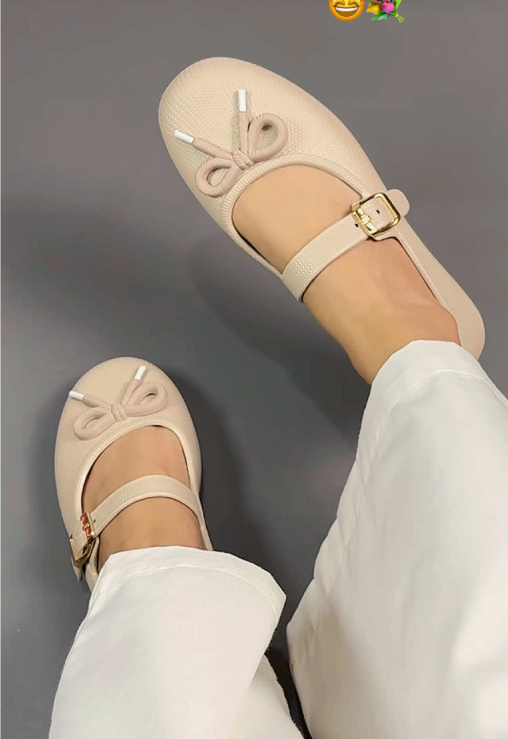 Flatshoes karet aman dipakai sekalipun pas musim hujan, anti air anti licin🤩#sepatuwanita #sandalkaret #flatshoes #flatshoesjelly #sepatukaret 