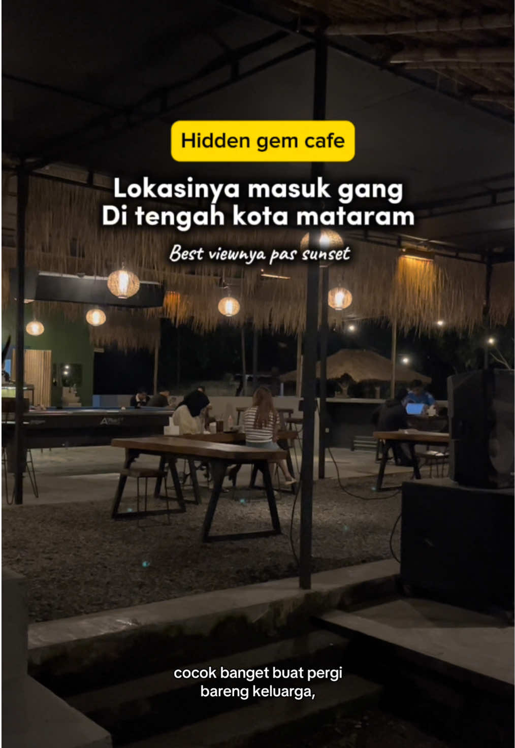 Cuss langsung mampir ke Savah!!! Recomended banget buat kamu apalagi lagi liburan di lombok!! Liburan ke Lombok jadi makin seru bareng RedDoorz! 🌴✨ Nikmatin penginapan nyaman, harga bersahabat, dan lokasi strategis buat explore keindahan Lombok tanpa ribet. 🏖️ Yuk, buka semua pintu bareng RedDoorz dan temuin pengalaman liburan tak terlupakan! 💫 #bukasemuapintu #RedDoorz #RedDoorzIndonesia #lomboktiktok #lomboktraveler_ 