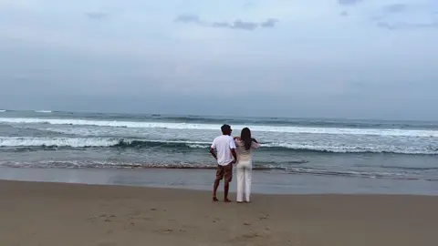 🫶🏻🤍✨  #trending #viral #berandatiktok #vibes #pantai @RirinRA 