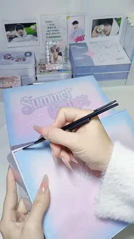 Unboxing set [Hội Thao 2025 F4] Ver Hiện Trường Cre: 哦吼哦呦呵 💗 #TF家族#unboxcard #xhhhhhhhhhhhhhhhhhhhhhhh #xuhuongtiktok 