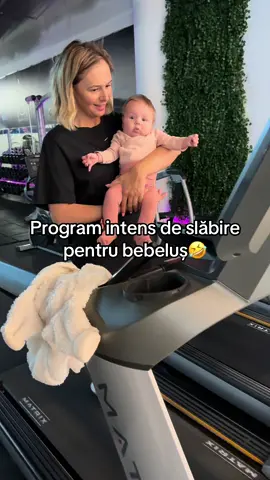 Ne cam place lăpticul.. așa ca, am venit la sală, să dăm jos falcutele 😂 #momoftiktok #GymTok #babytiktok #fyp #csectionrecovery 