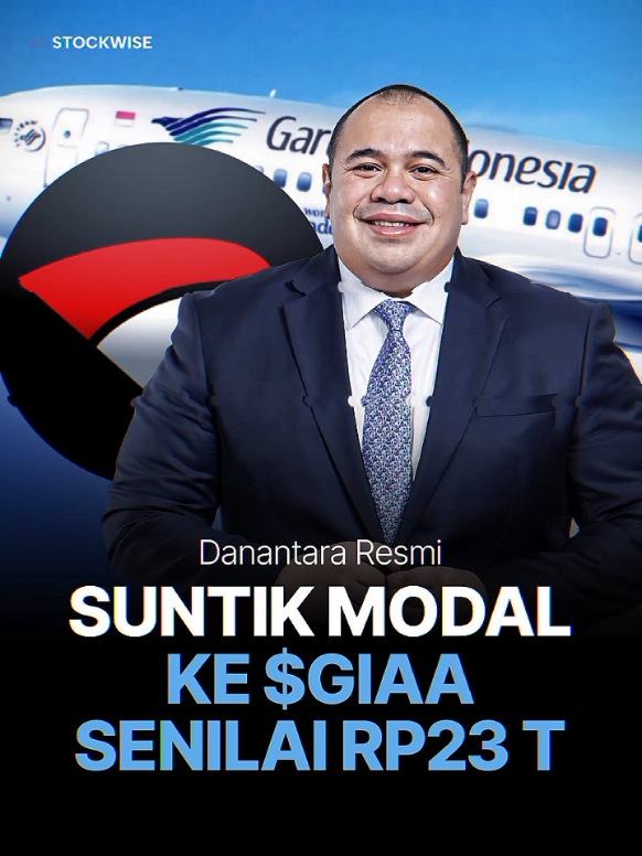 Danantara suntik modal ke GIAA Rp23 triliun Berita: PT Garuda Indonesia (Persero) Tbk (GIAA) kembali memperkuat fondasi keuangannya. Maskapai pelat merah ini resmi mengumumkan rencana penambahan modal tanpa memberikan hak memesan efek terlebih dahulu (PMTHMETD) senilai Rp23,67 triliun yang akan diserap seluruhnya oleh PT Danantara Asset Management (Persero) atau Danantara, entitas holding BUMN hasil transformasi dari PT Biro Klasifikasi Indonesia (BKI). Dalam keterbukaan informasi kepada Otoritas Jasa Keuangan (OJK), Garuda akan menerbitkan 315,61 miliar saham Seri D dengan nilai nominal Rp75 per lembar. Aksi ini akan dimintakan persetujuan melalui Rapat Umum Pemegang Saham Luar Biasa (RUPSLB) pada 12 November 2025. “Transaksi ini merupakan bagian dari strategi restrukturisasi penyehatan guna memperbaiki posisi keuangan perseroan,” tulis manajemen Garuda Indonesia. #stockwise #indonesia #danantara #garudaindonesia #beritahariini 