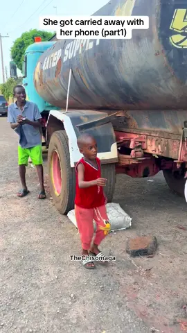 She got carried away with her phone #thechisomaga #shortfilm 