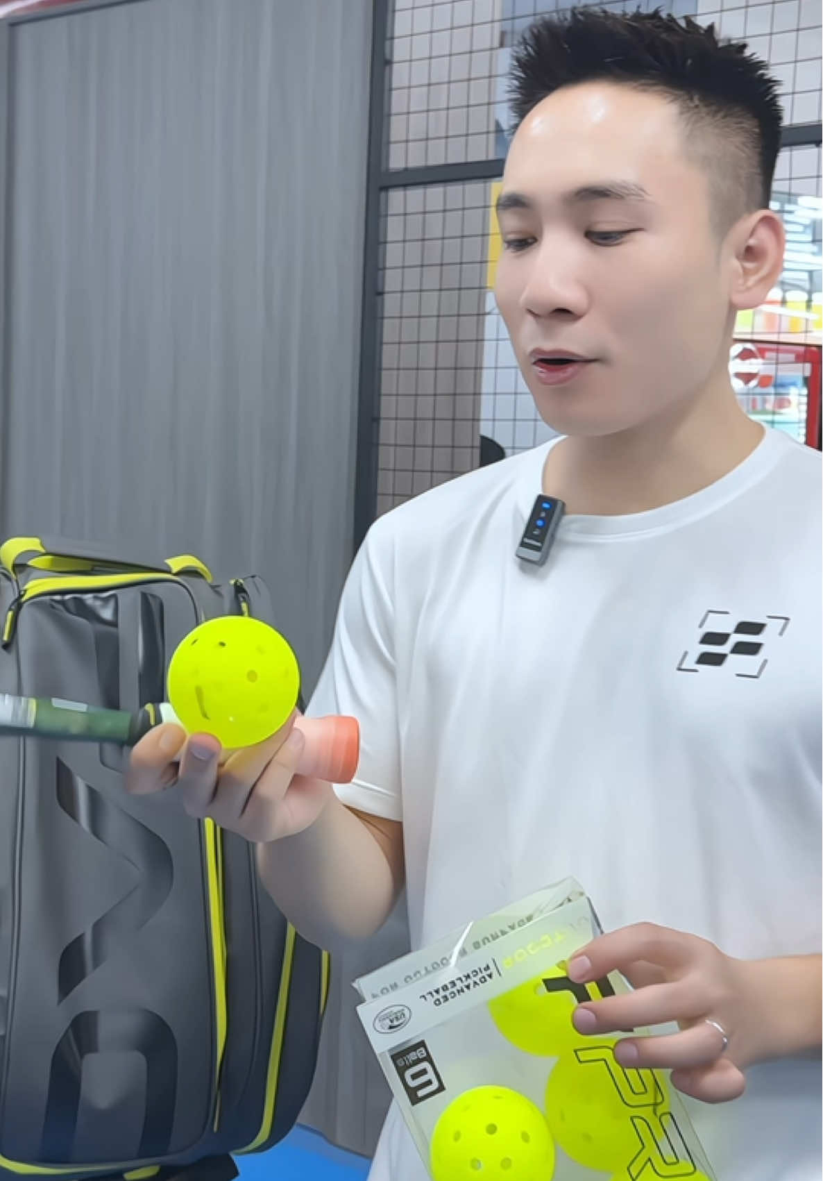 Bóng thi đấu facolos#Taithethao 