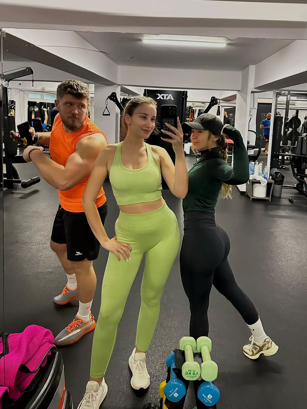 @Alexandra Cotruș @🏡TGH - by Voda Adrian 🏡 