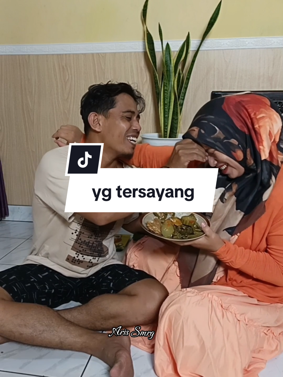 lama baru on lagi ya gaess🤣🤣pada kangen ngak nichh???🤭 #bundaarissmrg #videolucu #tiktokviral 