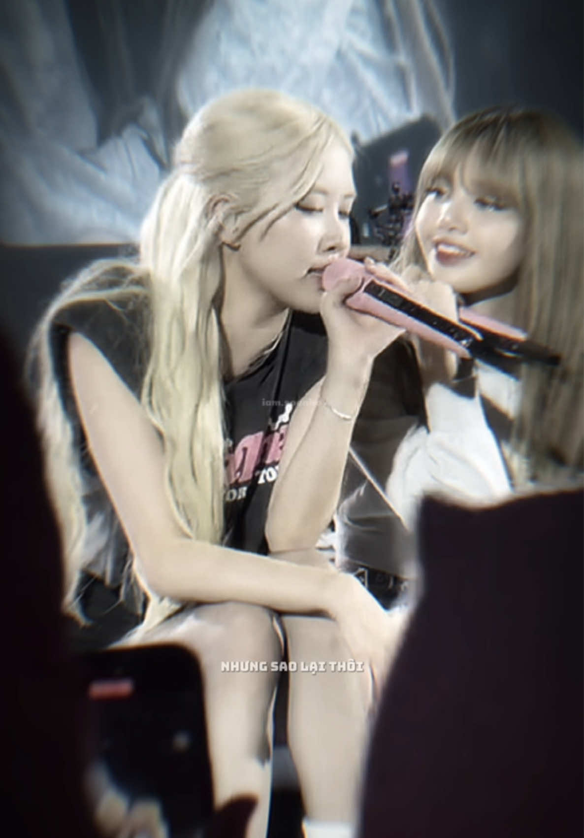 “Ánh mắt ấy chỉ dành riêng cho em thôi..” 🐥🐿️ #iam_socnho #rosé #lisa #chaelisa #xuhuongtiktok 