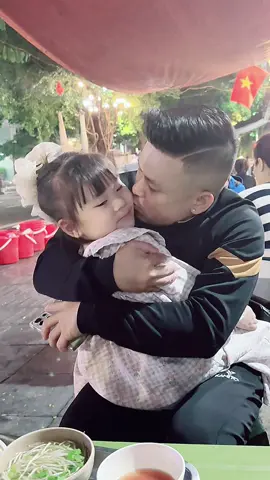 Cô ấy cũng thương em mà 🥲🤫#giadinhnghexinh #dailyvlog #tutruyenthong #giadinh 