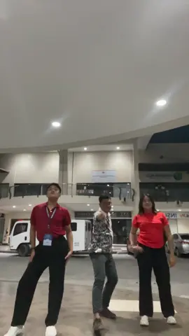 a year ago. miss you sissy and ningning! #onthisday 