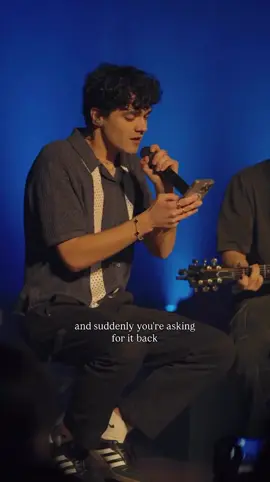 one of my favs to cover :,) 4 days till tour omg #singing #alexanderstewart #cover 