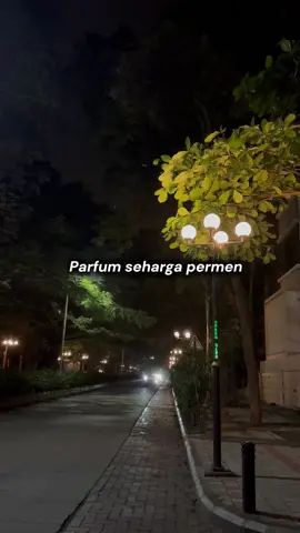 Tampil misterius dan berkesan dengan Lucero Infinito. Wangi woody amber yang deep, buat lo yang tenang tapi selalu diingat #parfum #parfumviral #parfummurah #luceroparum #fyppppppppppppppppppppppp 