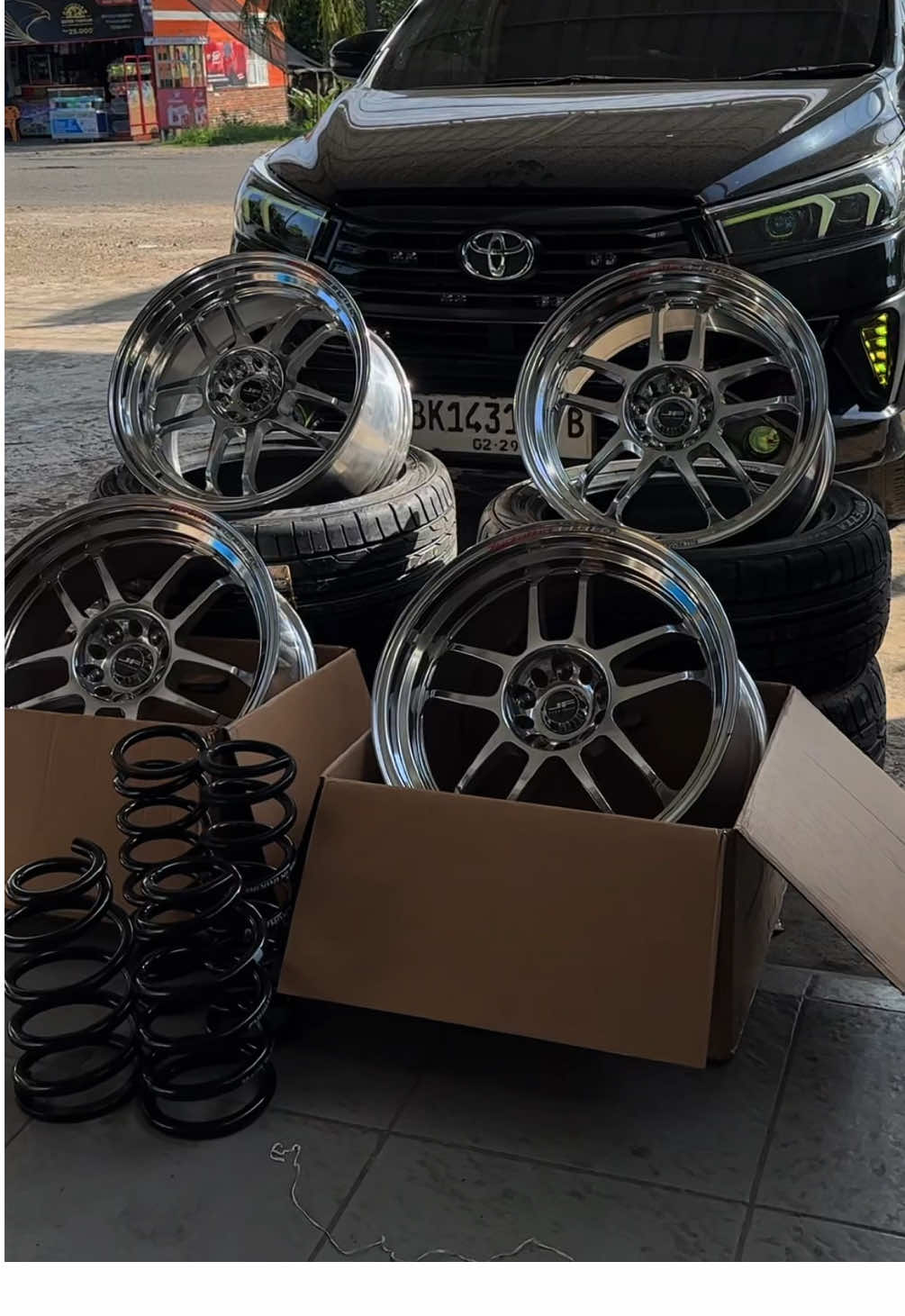 SOLD OUT‼️ cp035 racinghart high polish mirror r18x9,5et25 di balut ban dunlop direzza 235/50/18 thank bosku @Adi.todeh #jualvelg #modifikasi #velgmobil #fyp #CapCut 