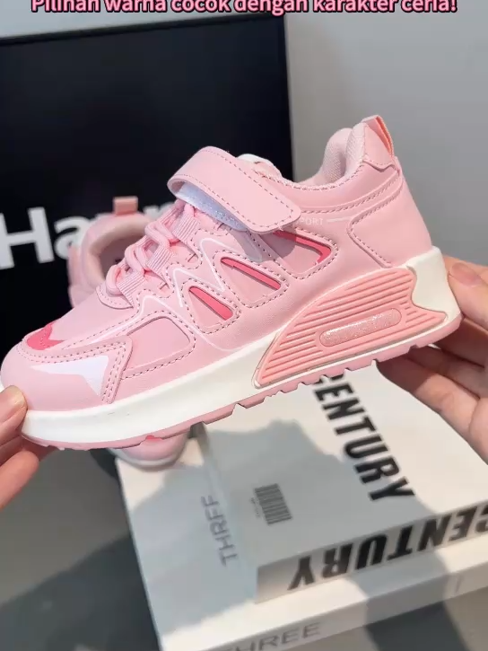 🧦 Sepatu ini pas banget buat kaki kecil yang nggak bisa diam 😆#sepatuanak #kidsfashion #sepatukokohringanempuk #cekoutsekarang #outfitinspiration #sepatumurah #fashioanak #sepatukeren #anaksekolah #anakkece😍😍 #babyfashion #sepatusikeciltangguh #shoesrecommendations #ootdanak #sepatuimport #shoeskid #sepatuootd #outfitideas