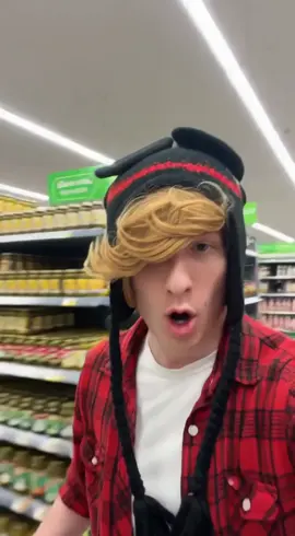 hôm nay tôi sẽ đi siêu thị mua dưa muối và thịt khỉ 2007:))