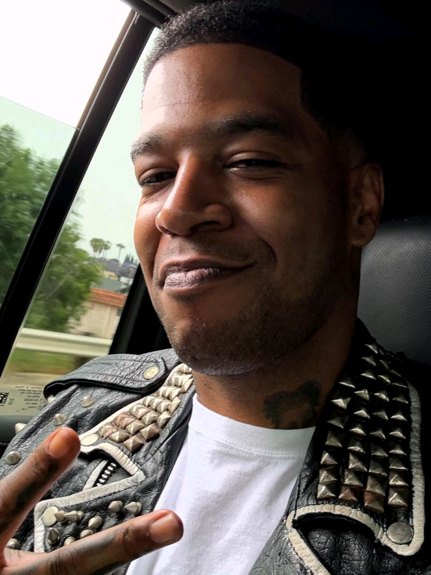 That Maui Wowie! Lagu ini gak bisa berhenti muter di kepala ✋🏻😭 #KidCudi #MauiWowie 