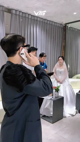 Từ “mai mốt anh sẽ cưới em làm vợ” thành nhìn em làm vợ người khác ❤️‍🩹 #nhaycungvuatocgia #tocgianam #vuatocgia #vtg #fyp 