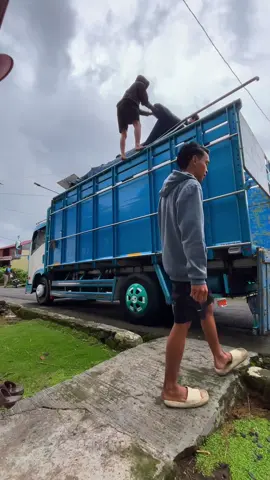 Balapan karo udan🥶.              #fypage #dangdut #xyzbcafypシ #trending #dangdut 