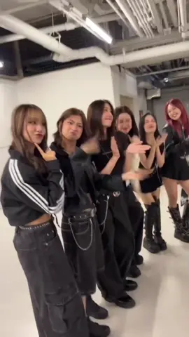 เมย์ไหนไม่รู้ แต่นี่คืออออ มินดี้้‼️🤩  #เมย์ไหนไฟแรงเฟร่อ #netflixthailand #MINDY_TH  #BDLMD #fyp 