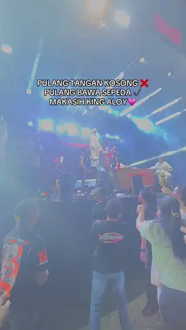 NNTN KONSER BERASA IKUT JALAN SANTAI ADA DOORPRICE NYA WKK #misteraloy #samarindakaltim #samarindafest #itsdna #bmx 