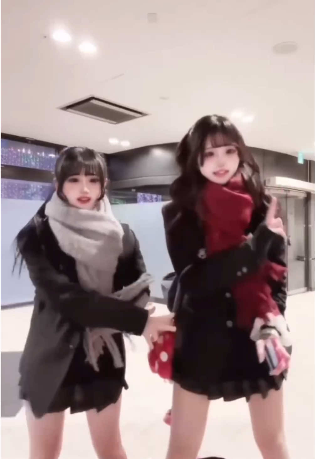 アンチで晒すとか流失あるとか色々いって来る人たまぁにいるけど全然晒してもらって笑笑そんなんないんで笑笑逆に私にかまってほしいんだなぁって可哀想って思ってます✨️💞🥺笑笑 #07 #アンチ #よみうりランド #ljk 