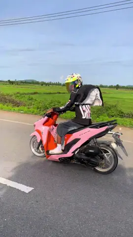 Nik dol hz 😭🩷#cilck150 #vario #indonesia🇮🇩 #cambodia🇰🇭 #ថ្មគោល_បាត់ដំបង_ផ្ទះខ្ញុំ❤️ 