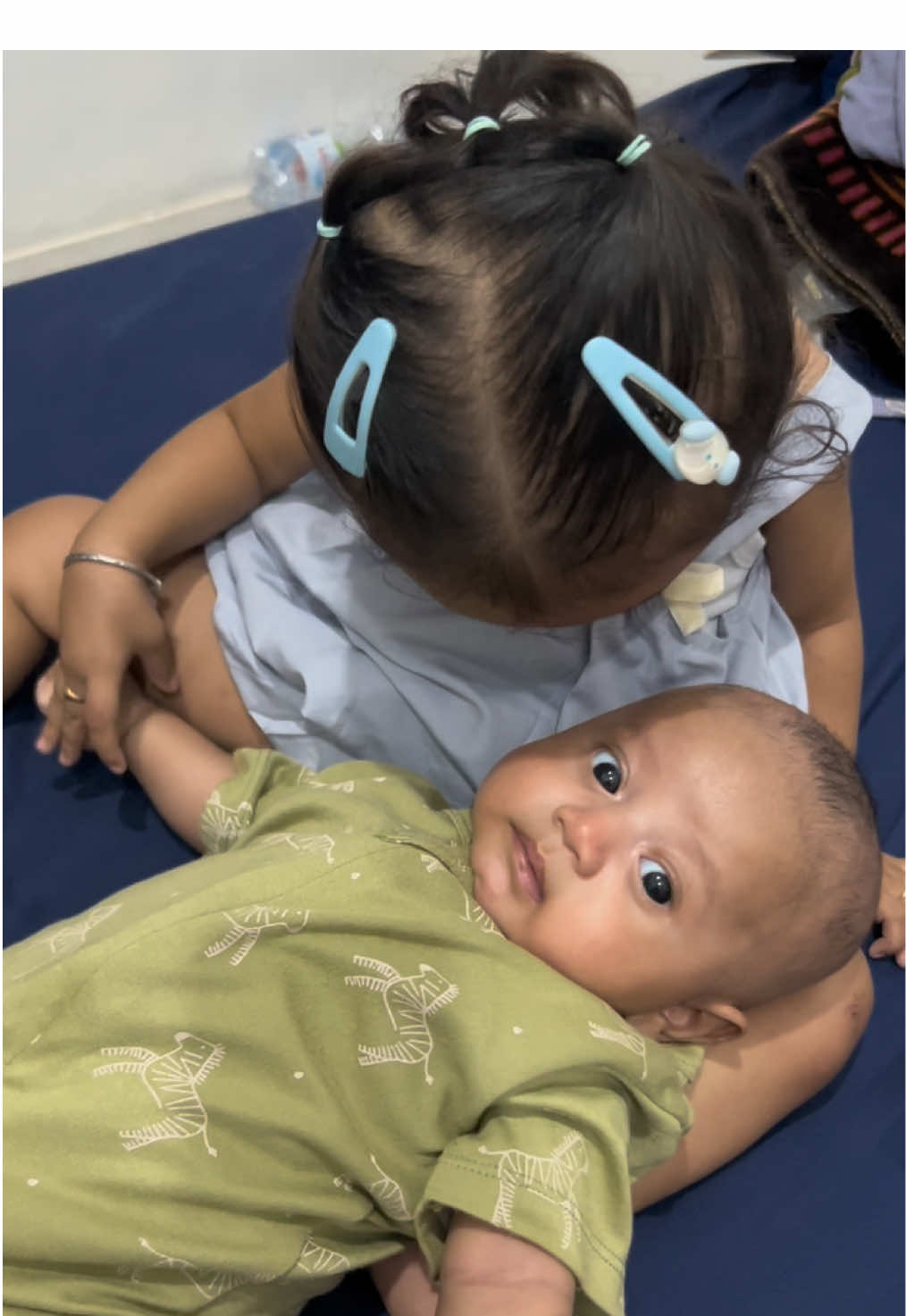 Mau dimimik i kaka nya🫣