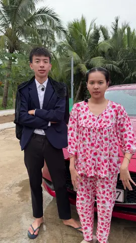 Khăn lau xe tiện lợi 