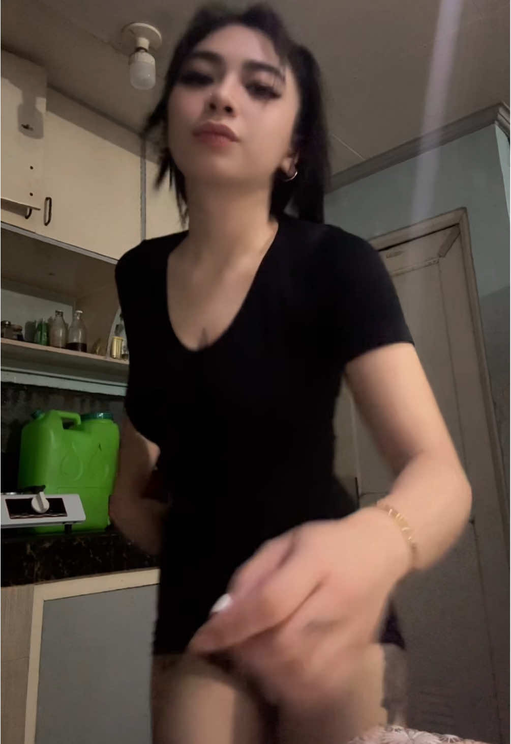 na para bang 6 footer sha jan😆