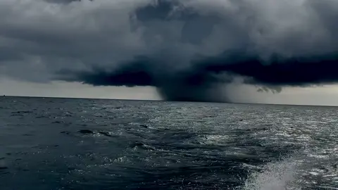 bão táp phong ba#bien #songgio #lanh 