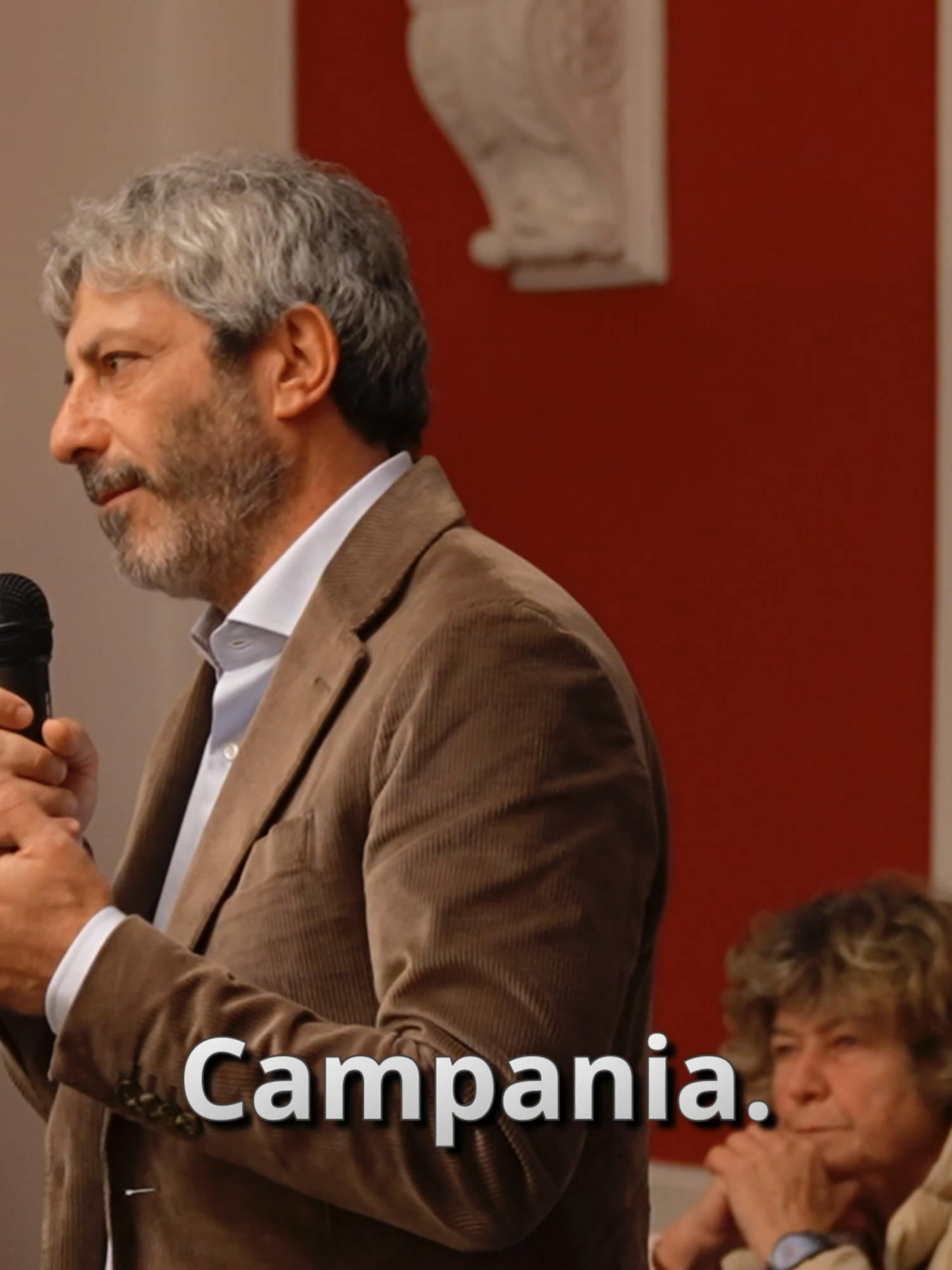 I progetti per la nostra regione, l’attenzione ai giovani, gli interventi per la sanità pubblica, gli investimenti nei trasporti pubblici: ne abbiamo parlato ieri a Caserta e a Marigliano. Metro dopo metro stiamo attraversando la Campania per confrontarci, discutere, costruire insieme il futuro della nostra comunità. Ogni territorio conta, avanti insieme!