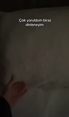 Kalbindeki acı, seni Allah’a yaklaştırıyorsa o acı aslında bir rahmettir  Acı, kalbin diliyle yapılan duadır; Rabbim duyuyor, sabret Bazen kalbindeki acı, seni secdeye götürmek için var olur#aminyarobalallamin🤲🏻 #allahsabredenlerleberaberdir #allah❤️ #huzurislamda #ellhamduillah 