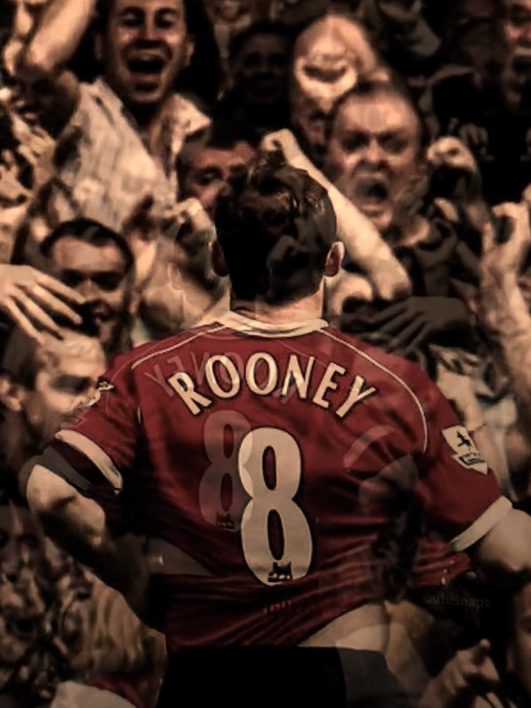 Wasit: lahh🗿🗿 #waynerooney #rooney #legend #manchesterunited #fyp 