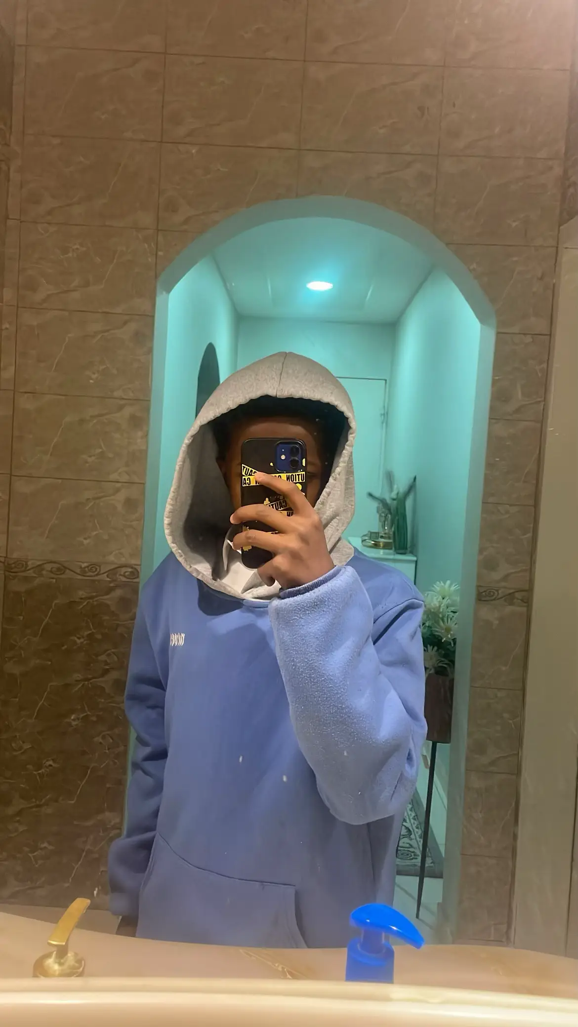 #مالي_خلق_احط_هاشتاقات🧢 