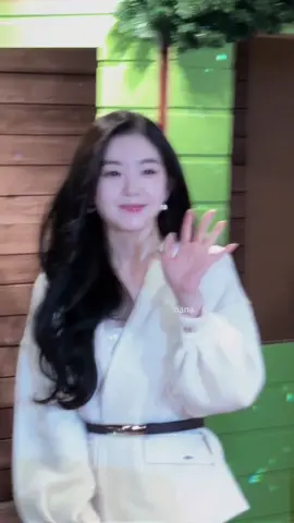 we're not moving from this #irene #redvelvet #kpop #fyp 